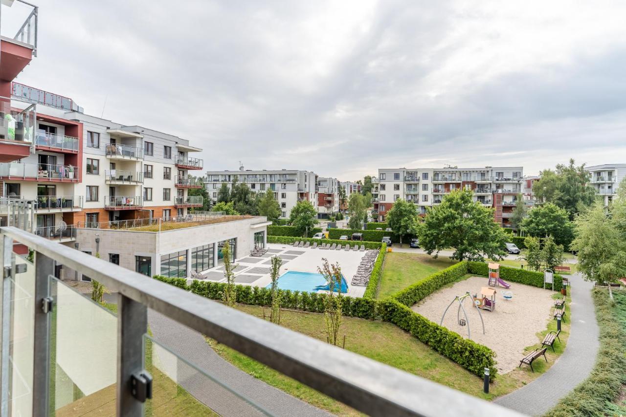 Przystan Kolo Brzegu Apartment Kolobrzeg Exterior photo
