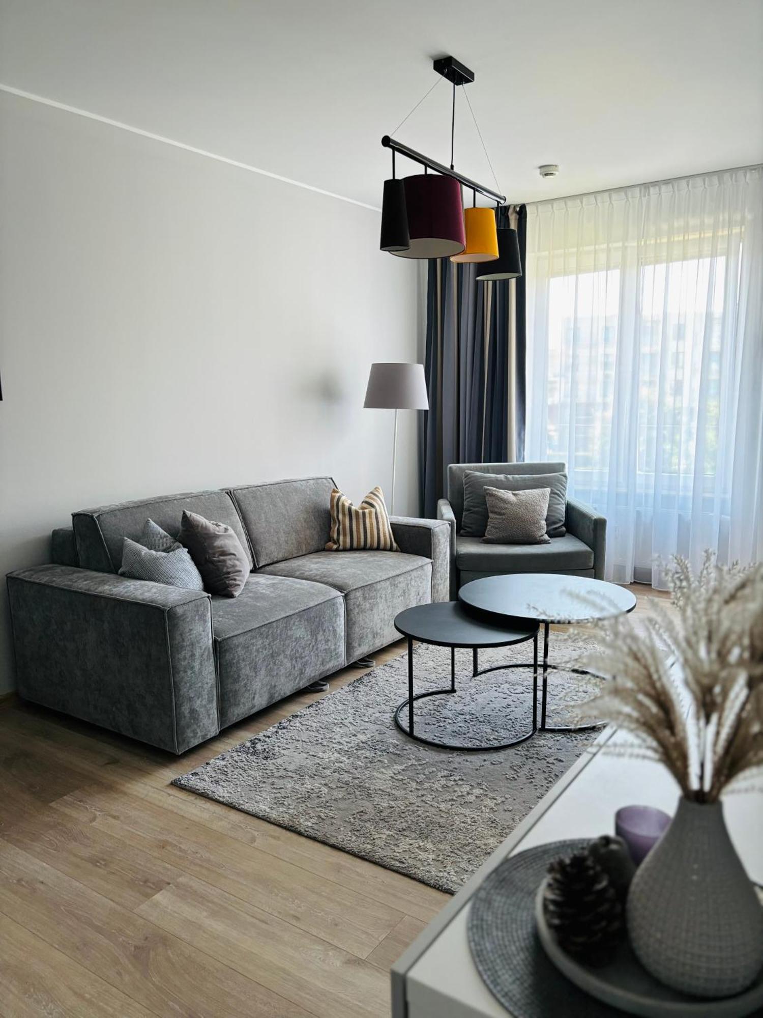 Przystan Kolo Brzegu Apartment Kolobrzeg Exterior photo